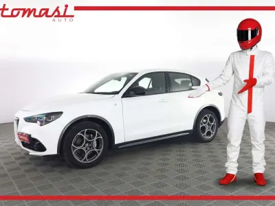 Usata Alfa Romeo Stelvio Ti 209 CV (153 kW) 2023 Bianco alfa SUV