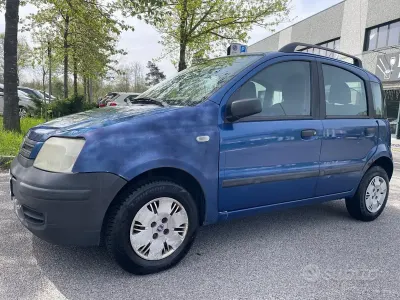 Usata Fiat Panda 69 CV (50 kW) 2006 Bluazzurro Utilitaria
