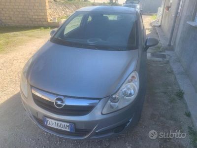 usata Opel Corsa 4ª serie - 2007 neopatentati