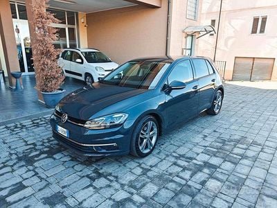 Usata VW Golf VII Executive 116 CV (85 kW) 2018 Grigio Berlina