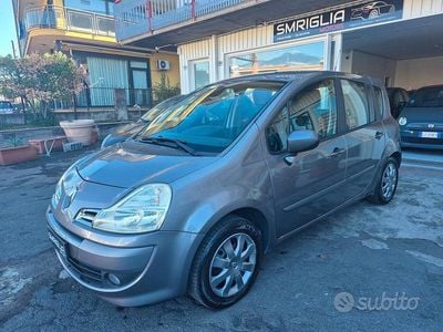 Usata Renault Modus 103 CV (75 kW) 2012 Grigio Monovolume