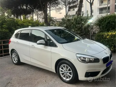 Usata BMW 214 Sport Line 95 CV (69 kW) 2016 Bianco Utilitaria