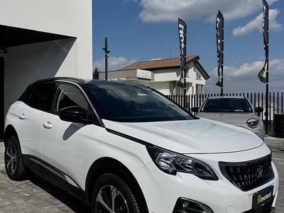 Usata Peugeot 3008 Allure 130 CV (95 kW) 2019 Bianco Station wagon