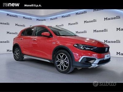 Rosso Usata 2022 Fiat Tipo Cross Berlina | 15.700 € (Buon prezzo)