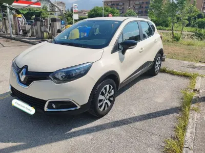 Usata Renault Captur Intens 90 CV (66 kW) 2017 Bianco SUV