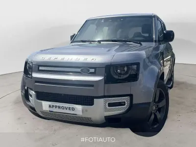 Usata Land Rover Defender SE 200 CV (147 kW) 2022 Grigio SUV