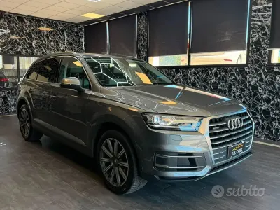 Usata Audi Q7 Ambiente 272 CV (200 kW) 2016 Grigio SUV