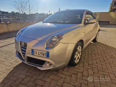 Usata Alfa Romeo MiTo 90 CV (66 kW) 2014 Grigio Utilitaria