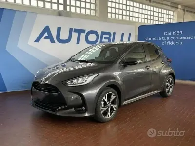 Usata Toyota Yaris Hybrid Trend 2025 Berlina