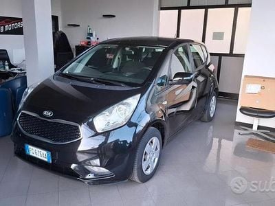 Nero Usata 2017 Kia Venga Utilitaria | 6900 € (Buon prezzo)