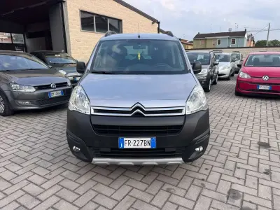 Usata Citroën Berlingo Feel 99 CV (72 kW) 2018 Argento Monovolume