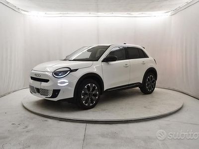 Nuova Fiat 600 La Prima 110 CV (80 kW) 2025 Bianco SUV
