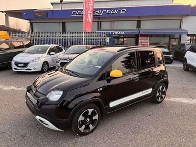 Usata Fiat Panda Cross Cross 69 CV (50 kW) 2025 Nero Utilitaria