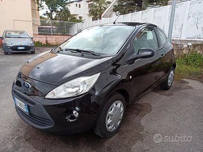 Usata Ford Ka 69 CV (50 kW) 2015 Nero Berlina