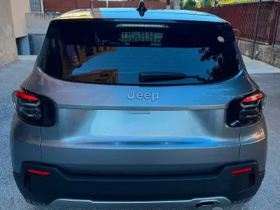 Usata Jeep Avenger 101 CV (74 kW) 2023 SUV
