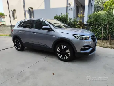 Usata Opel Grandland X 131 CV (96 kW) 2020 Grigio SUV