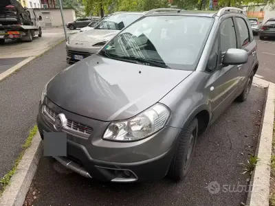 Usata Fiat Sedici Emotion 135 CV (99 kW) 2011 Grigio SUV