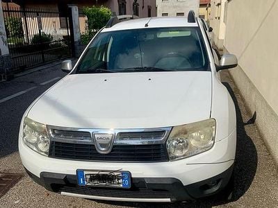 Usata Dacia Duster 110 CV (80 kW) 2011 Bianco Utilitaria