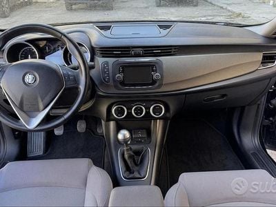 Gebraucht Alfa Romeo Giulietta 105 PS (77 kW) 2014 Schwarz Kleinwagen