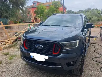 Usata Ford Ranger Wildtrack 213 CV (156 kW) 2021 Grigio Pick-up