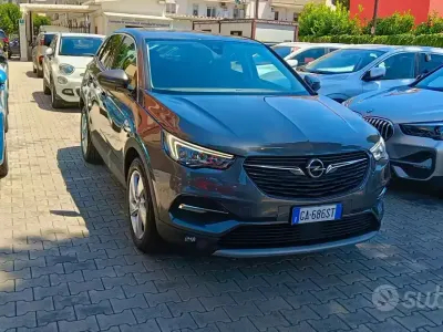 Usata Opel Grandland X Ultimate 131 CV (96 kW) 2020 Grigio SUV