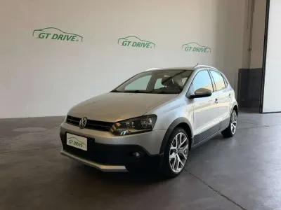 Usata VW Polo Cross 90 CV (66 kW) 2016 Silver metallizzato Utilitaria
