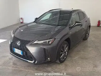 Usata Lexus UX 152 CV (111 kW) 2023 Bianco SUV