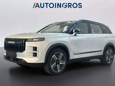 Nuova Jaecoo 7 143 CV (105 kW) 2026 Moonlight silver & carbon crys SUV