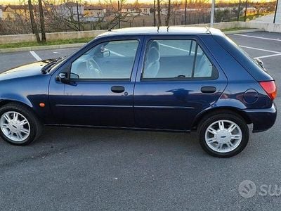 Usata Ford Fiesta Ghia 75 CV (55 kW) 1998 Blu Utilitaria