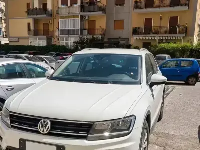 Usata VW Tiguan 116 CV (85 kW) 2017 Bianco SUV