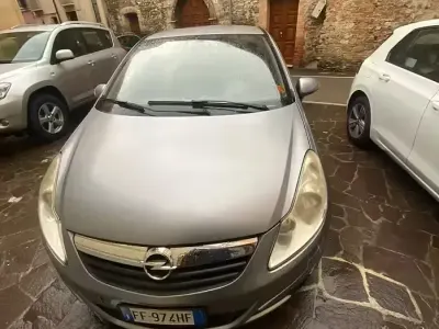 Usata Opel Corsa 80 CV (58 kW) 2009 Utilitaria