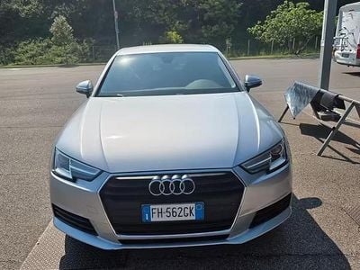Usata Audi A4 Business 122 CV (89 kW) 2017 Grigio Berlina