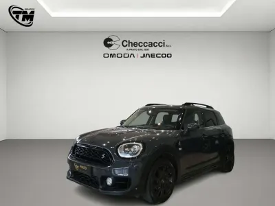 Begagnad Mini Cooper S Countryman Hype 190 HK (139 kW) 2018 Blå SUV