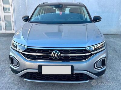Grigio Usata 2023 VW T-Roc Style SUV | 21.900 € (Ottimo prezzo)