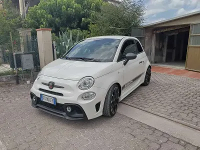 Usata Abarth 595 Competizione 179 CV (131 kW) 2018 Utilitaria