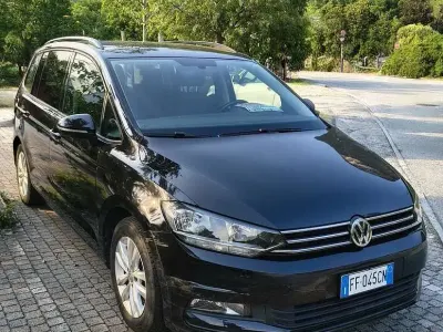 Usata VW Touran Comfortline 116 CV (85 kW) 2016 Nero Monovolume
