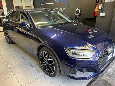 Usata Audi A4 Business 150 CV (110 kW) 2021 Blu Station wagon