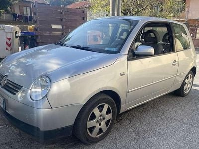 Usata VW Lupo Highline 75 CV (55 kW) 2002 Grigio Utilitaria