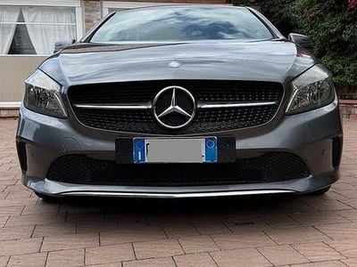 Usata Mercedes A180 109 CV (80 kW) 2017 Berlina