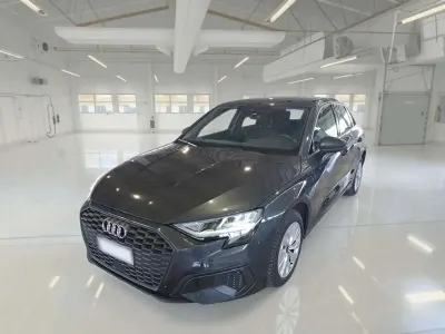 Usata Audi A3 Business 150 CV (110 kW) 2023 Nero Berlina