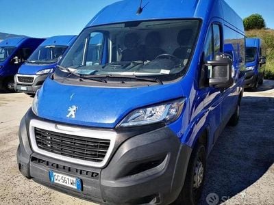 Usata Peugeot Boxer S 140 CV (102 kW) 2021 Blu / pastello Furgone