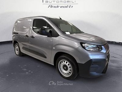 Nuova Fiat Doblò 131 CV (96 kW) 2026 Gray Monovolume
