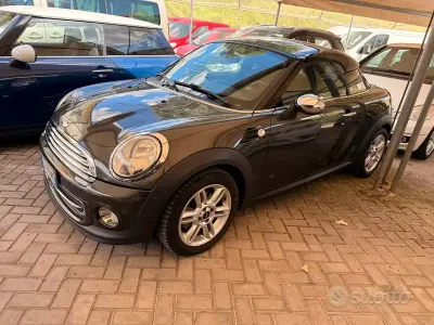 Begagnad Mini Cooper Coupé 122 HK (89 kW) 2013 Grå Sportkupé