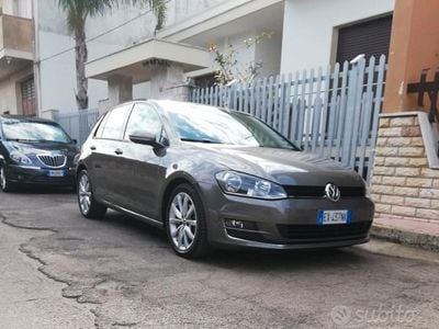 Usata VW Golf VII Highline 110 CV (80 kW) 2015 Grigio Berlina