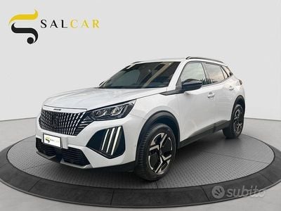 Usata Peugeot 2008 Allure 131 CV (96 kW) 2023 Bianco SUV