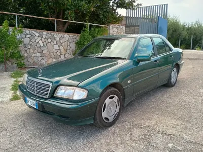 Usata Mercedes C180 1998 Verde Berlina