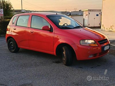 Usata Chevrolet Kalos SE Plus 72 CV (52 kW) 2004 Rosso Berlina