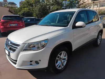 Usata VW Tiguan 140 CV (102 kW) 2012 Bianco SUV