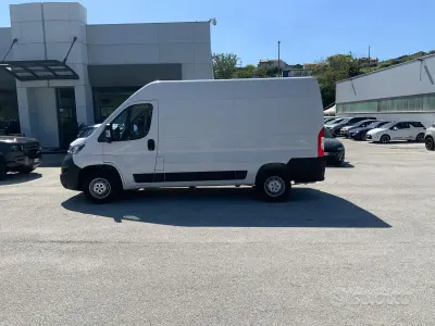 Usata Peugeot Boxer S 140 CV (102 kW) 2024 Bianco Furgone
