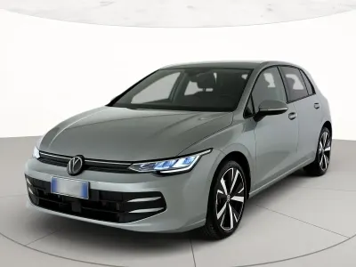 Usata VW Golf VIII Edition 116 CV (85 kW) 2025 Dolomite silver metallizzato Berlina